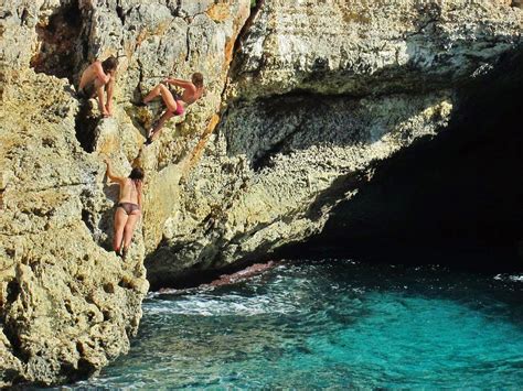Base Dos Cabritos Cala Varques Praia De Nudismo Em Palma De Mallorca