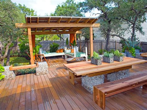 10 Covered Back Deck Ideas