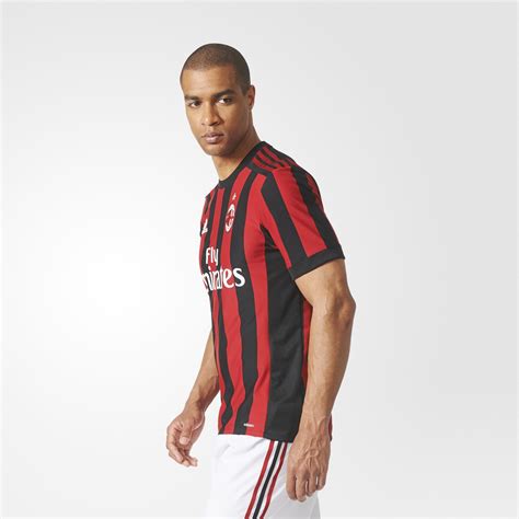 Watch videos of the challenges between suma and fans in the ac milan quizzes and find out who won! AC Milan 2017-18 Adidas Home Kit | 17/18 Kits | Football ...