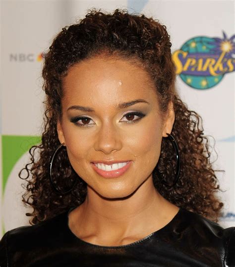 Mane Moments 11 Times Alicia Keys Had Us Fallin For Her Hairstyles