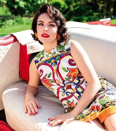 Maybe you would like to learn more about one of these? Ezgi Mola: Ünlülerle fotoğraf çektirmeyi seviyorum ...