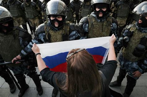 Russias Protests Continue To Grow In A Major Warning To Vladimir
