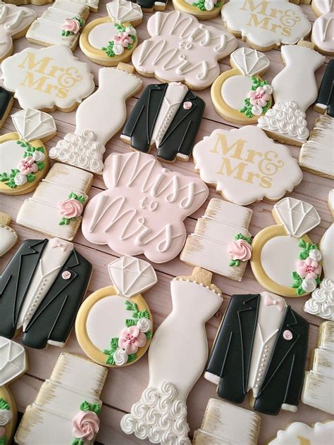 50 Wedding Sugar Cookies For Your Bridal Shower Dream It Wedding