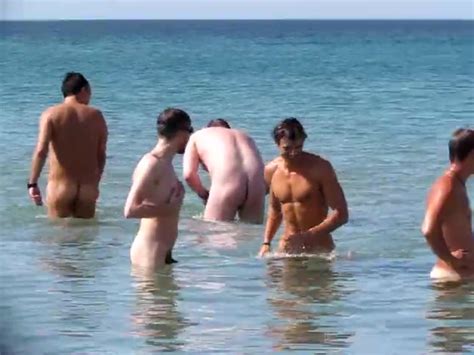 10 Guys Naked Swim