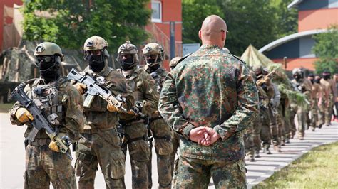Duitse Commando Eenheid Broeinest Van Extreemrechts Gedachtegoed Nos