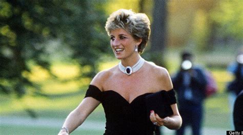 Les Tenues Mémorables De La Princesse Diana Photos Huffpost Vivre