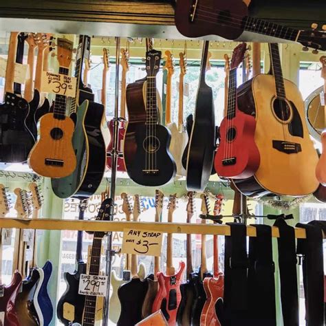 Guitar Bar A Music Lovers Paradise In Hoboken Hoboken Girl