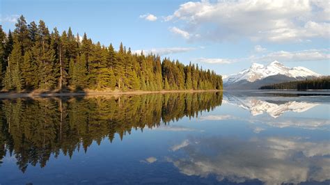 Expose Nature Maligne Lake Jasper National Park Canada Oc 5312x2988
