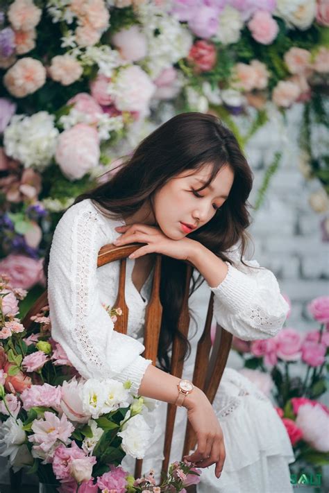 Wan72 mar 28 2018 10:17 pm seeing han ji hye in this drama, her face appearance is not so much different comparing with her in likeable or not, about 10 years ago, so nostalgic. Park Shin Hye đẹp như nàng tiên mùa xuân trong bộ ảnh mới ...