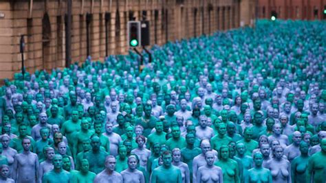 Spencer Tunick S Sea Of Hull Is Finally Arriving To The City Life Life And Style Uk