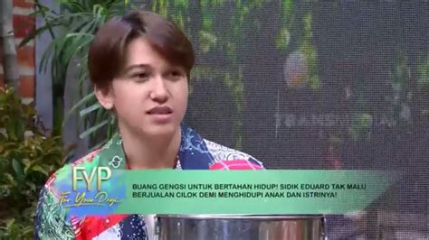 Sidik Eduard Pemain Ftv Yang Banting Setir Jual Bakso Cilok Fyp Best