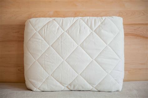 Sleep & beyond organic merino wool mattress topper. Washable wool organic mattress pad by Suite Sleep