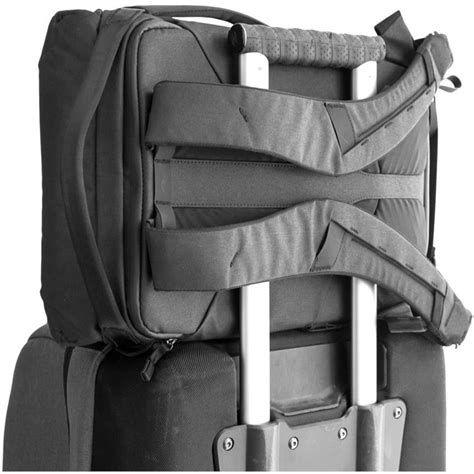 Watch the video review below. Peak Design Everyday Backpack 20L V2 | Camera Backpack ...