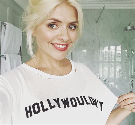 Holly Willoughby Fantastic Blonde Milf Tv Presenter Photo 184