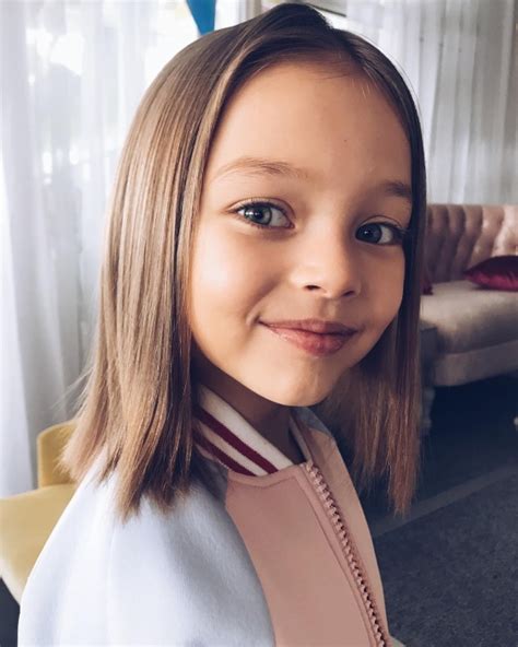 Самая красивая девочка России 8 летняя Анна Павага стала лицом