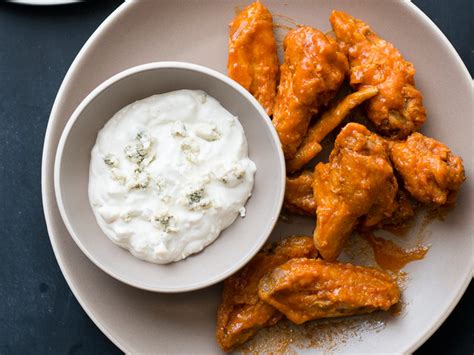 ¼ cup blue cheese crumbles. Chicken Wings with Blue Cheese Dip Recipe - Todd Porter ...