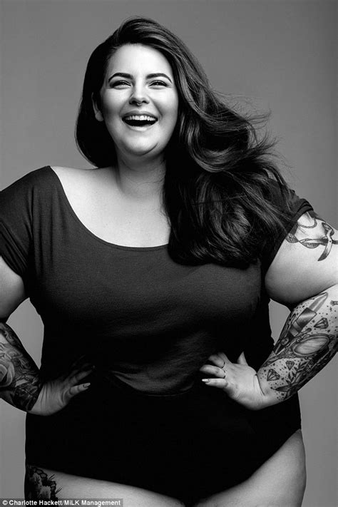 Plus Size Model Tess Holliday Challenges Beauty Norms For Photoshoot In La Daily Mail Online