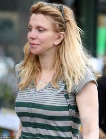 Courtney Love Dons Glasses To Check Her Receipt On Shopping Spree
