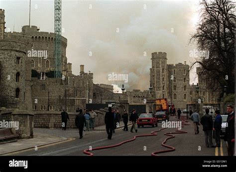 Accidents And Disasters Windsor Castle Fire Windsor Stock Photo Alamy