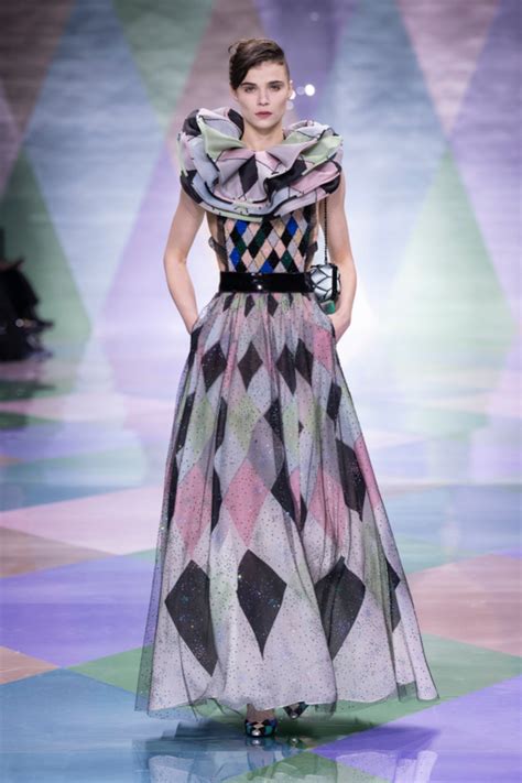 Giorgio Armani Prive Ss 2023 Haute Couture Week 24fashion Tv News