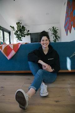 Unbelievable Elyse Meyers Ambie Awards The Key Details Of This Exciting Event %e2%80%93 Discover The Shocking Details