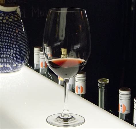 Our red wine brands including newblood, lindeman's, jacob's creek unvived, odd bird, lautus, plus & minus and more. Best Red Wine Brands 2021