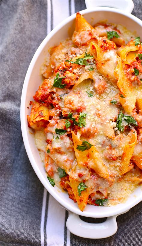 It's very easy to customize the recipe to whatever ingredients you have on hand and how quickly you need dinner on the table. Baked pasta with chicken sausage | Recipe | Pasta bake ...