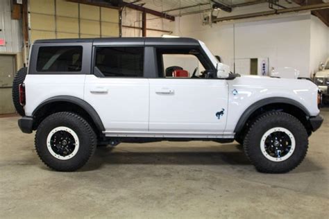 2022 Ford Bronco Outer Banks Package 3369 Miles White Suv 27l 6cyl