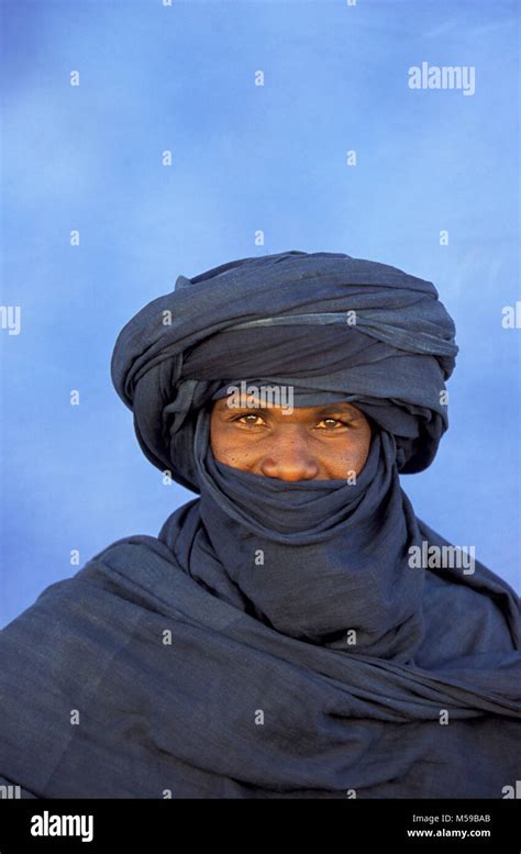 Tuareg Turban Libya Hi Res Stock Photography And Images Alamy