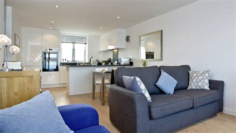 Luxury 5 Star Holiday Apartments Self Catering Cornwall Crantock Bay