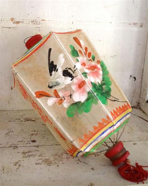 Antique Chinese Lantern Etsy Chinese Lanterns Chinese Crafts Lanterns