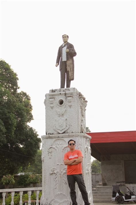 Rizal In Arevalo Iloilo Dr Jose Rizal Monuments