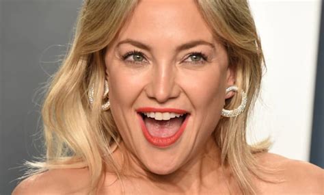 Kate Hudson Flaunts All Natural Physique In Jaw Dropping New Photo Hello