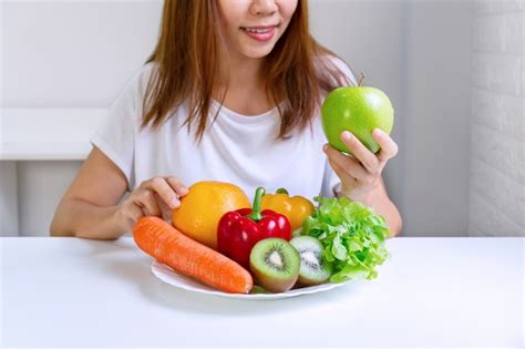 La Comida Sana Limpia La Selección De Frutas Verduras En El Fondo