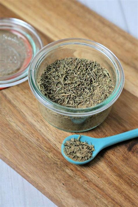 15 Quick And Easy Homemade Poultry Seasoning Recipe