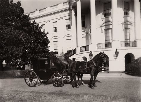 The Working White House Horse Drawn Carriage White House Historical