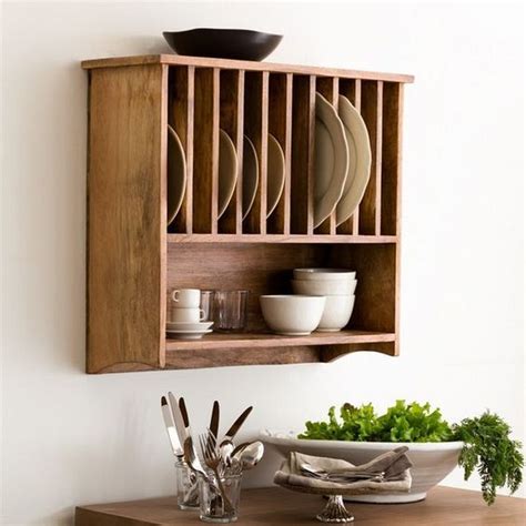 Plate racks range from plastic storage units designed to speed up drying to decorative plate racks are often made out of wood, giving users a durable place to stack dishes in between uses. Wooden Dish Rack (1 | Cozinha com prateleiras, Artesanato ...