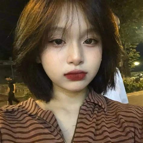 Korean Short Haircut Short Haircuts With Bangs Girl Haircuts Short