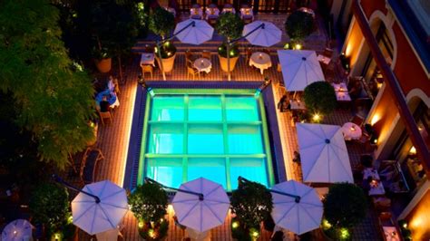 Matsuhisa is nobu's first footprint in paris, the gastronomic capital of france. Restaurant Le Bar Long - Hôtel Royal Monceau à Paris ...