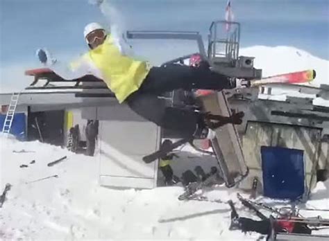 Ski Lift Accident In Gudauri Georgia Sends Riders Flying Wow Video