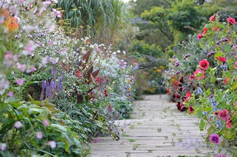 10 Ideas To Steal From English Cottage Gardens Gardenista