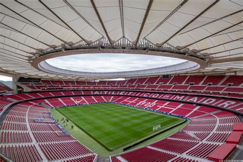 «me siento culpable, aunque no pude evitarlo». Eine neue Fotoreportage fuer das Stadion von Atletico de ...