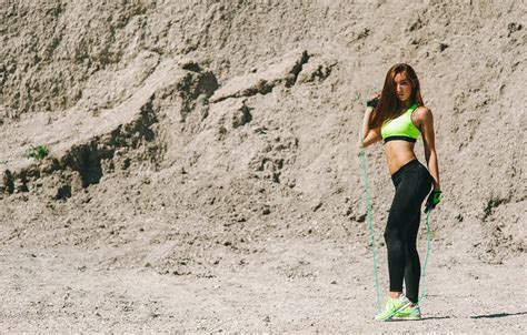 Sport Girl Model Belly Workout Tummy Hips Navel Fitness