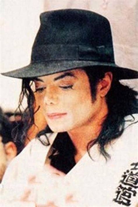 ♥ Michael Jackson ♥ Looks Sad Here Michael Jackson♥ Pinterest