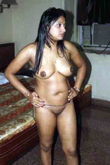 Horny Desi Hot And Sexy Girl Smitha Exposing Nude Boobs