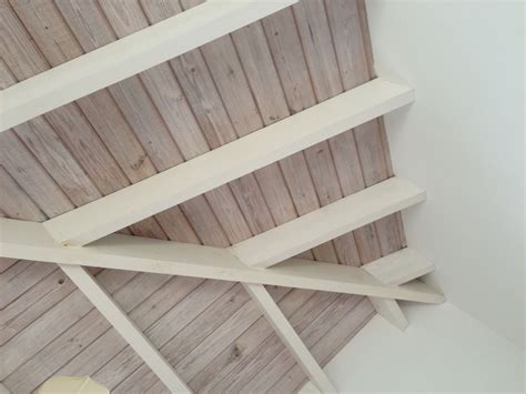 Read on for a simple tutorial for whitewashed wood planks for walls or ceilings. Cool whitewashed wood ceiling. Love. | Painted wood ...