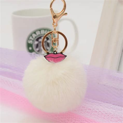 Hot Sale Sexy Lip Fur Ball Keychain Faux Rabbit Fur Pom Pom Plush Key Chain Keyring Men Women