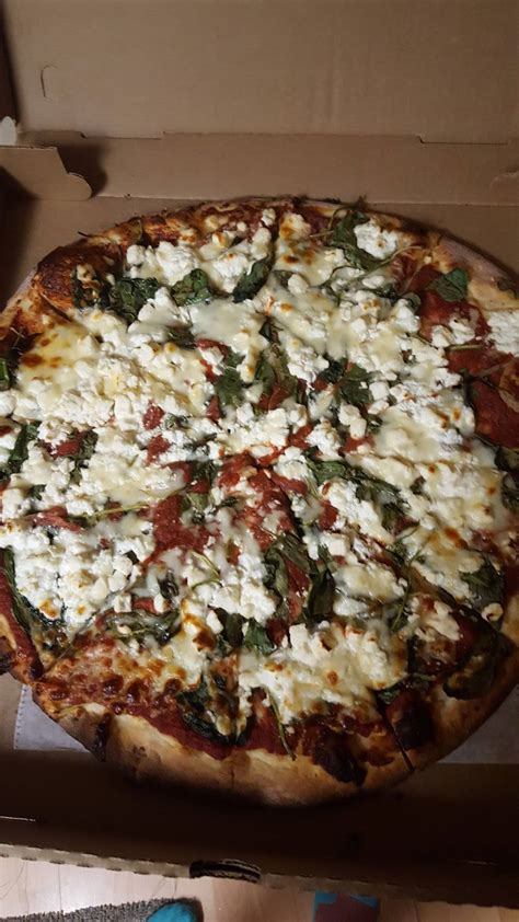 Garlettos Pizza Meal Delivery 601 Miller Ave Clairton Pa 15025 Usa