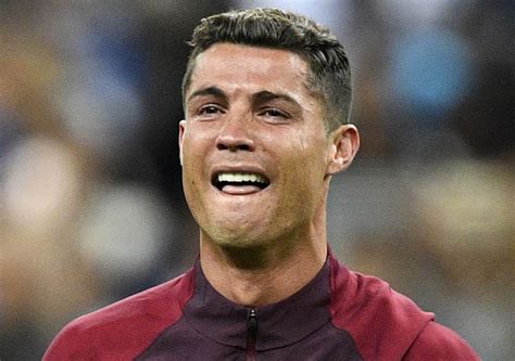Cristiano ronaldo dos santos aveiro; Video: Cristiano Ronaldo Breaks Down In Tears As He Talks ...
