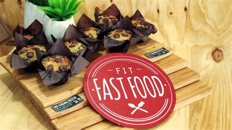 Live fit apparel combines functional and comfortable materials, with an urban style that all young men and women can get excited about. Fit Fast Food - YouTube
